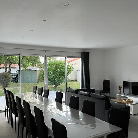 Vakantiehuis De La Vieille Fontaine *