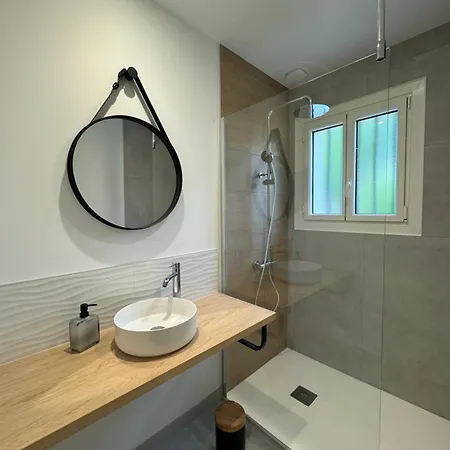 De La Vieille Fontaine Vakantiehuis Treize-Vents